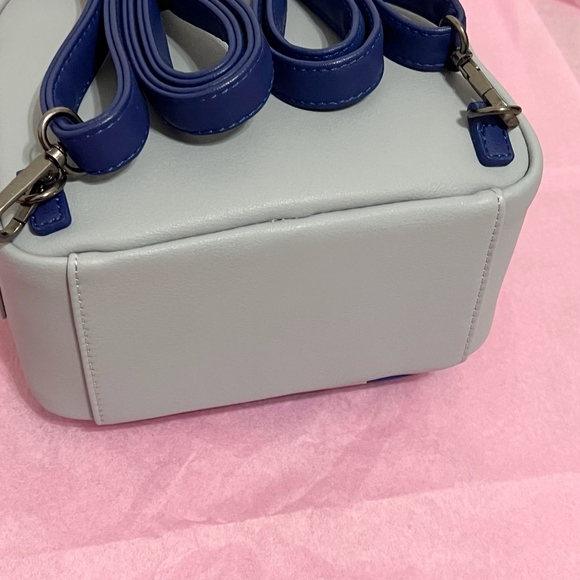 🎯 Loungefly Star Wars Hoth Convertible Mini Backpack - Picture 13 of 13